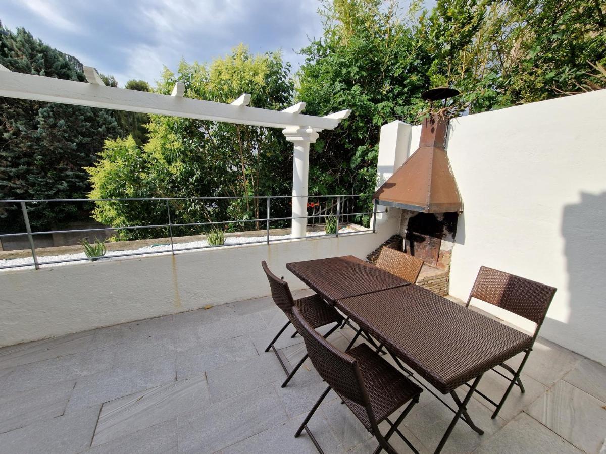 Apartment Maison Ping ,en Face Des Arenes