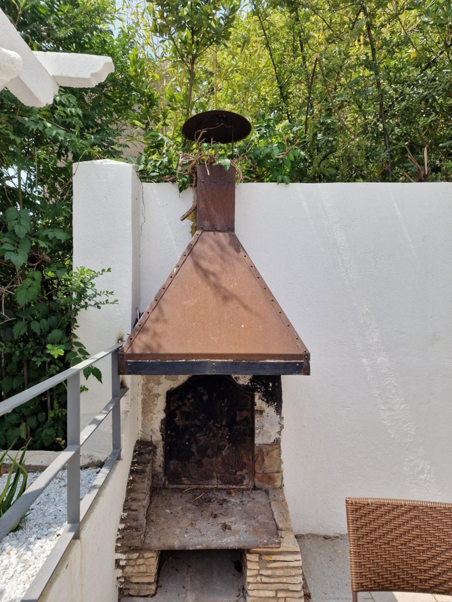 Maison Ping ,en Face Des Arenes Beziers